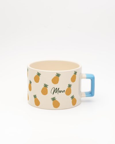 Mavi kulplu Ananas Desenli Fincan, ön yüz