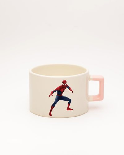 Toz Pembe kulplu İsimli Spiderman Fincan 1, ön yüz