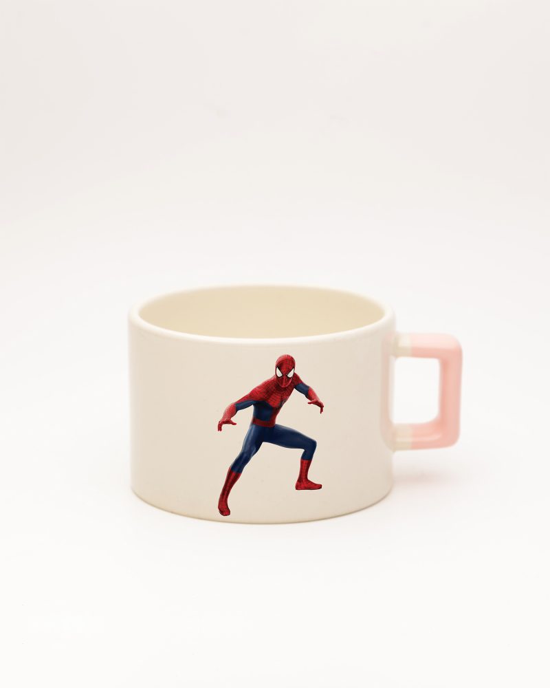 Toz Pembe kulplu İsimli Spiderman Fincan 1, ön yüz
