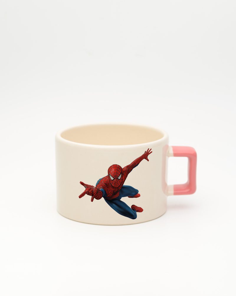 Pembe kulplu İsimli Spiderman Fincan 2, ön yüz