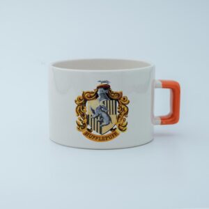 Hufflepuff İsimli Fincan
