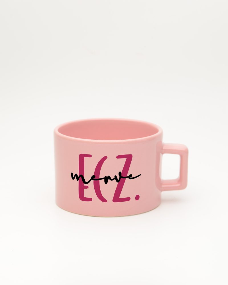 Pastel pembe Eczacı İsimli Fincan, ön yüz