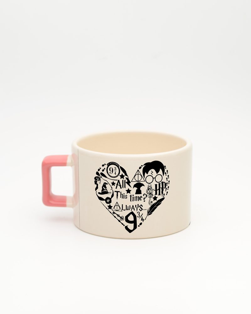 Pembe kulplu Harry Potter Kalp Fincan, arka yüz