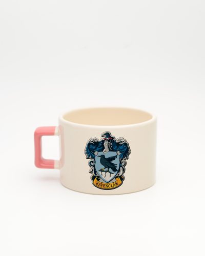 Pembe kulplu Ravenclaw İsimli Fincan, arka yüz