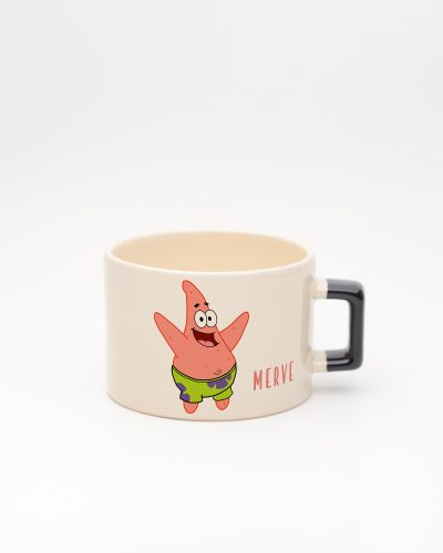 Siyah kulplu Süngerbob Patrick İsimli Fincan, ön yüz