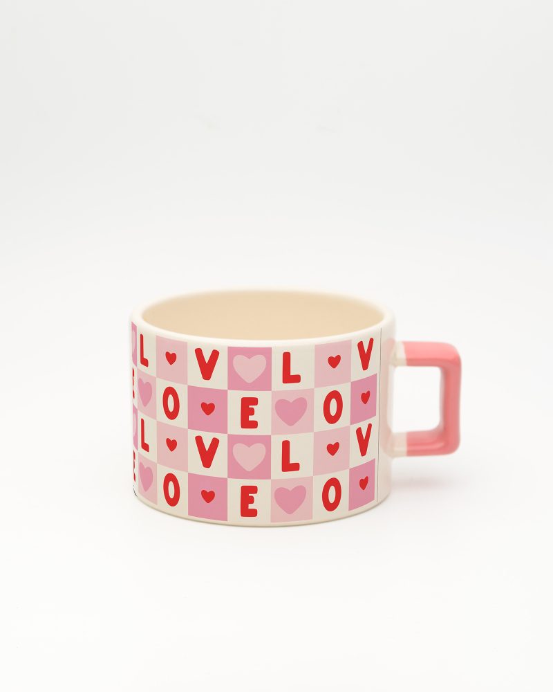 Pembe kulplu Love Desenli Fincan, ön yüz