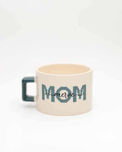 Koyu Yeşil kulplu Mom İsimli Fincan, arka yüz
