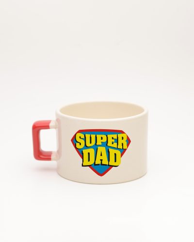 Kırmızı kulplu Super Dad İsimli Fincan, arka yüz