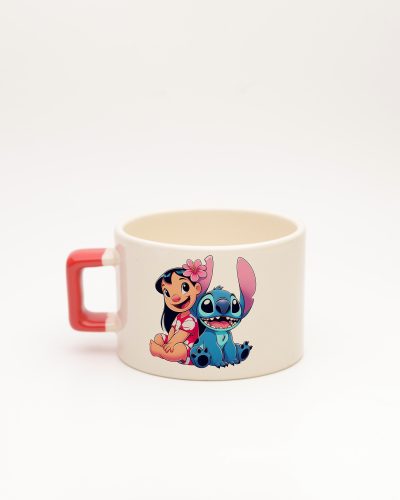 Kırmızı kulplu Stitch İsimli Fincan, arka yüz