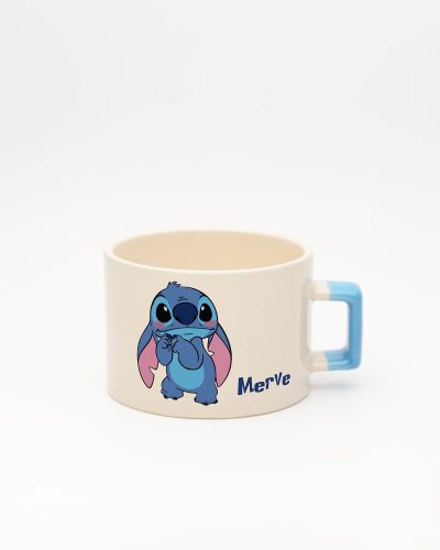 Mavi kulplu Stitch İsimli Fincan, ön yüz