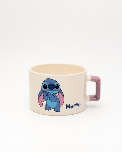 Mor kulplu Stitch İsimli Fincan, ön yüz