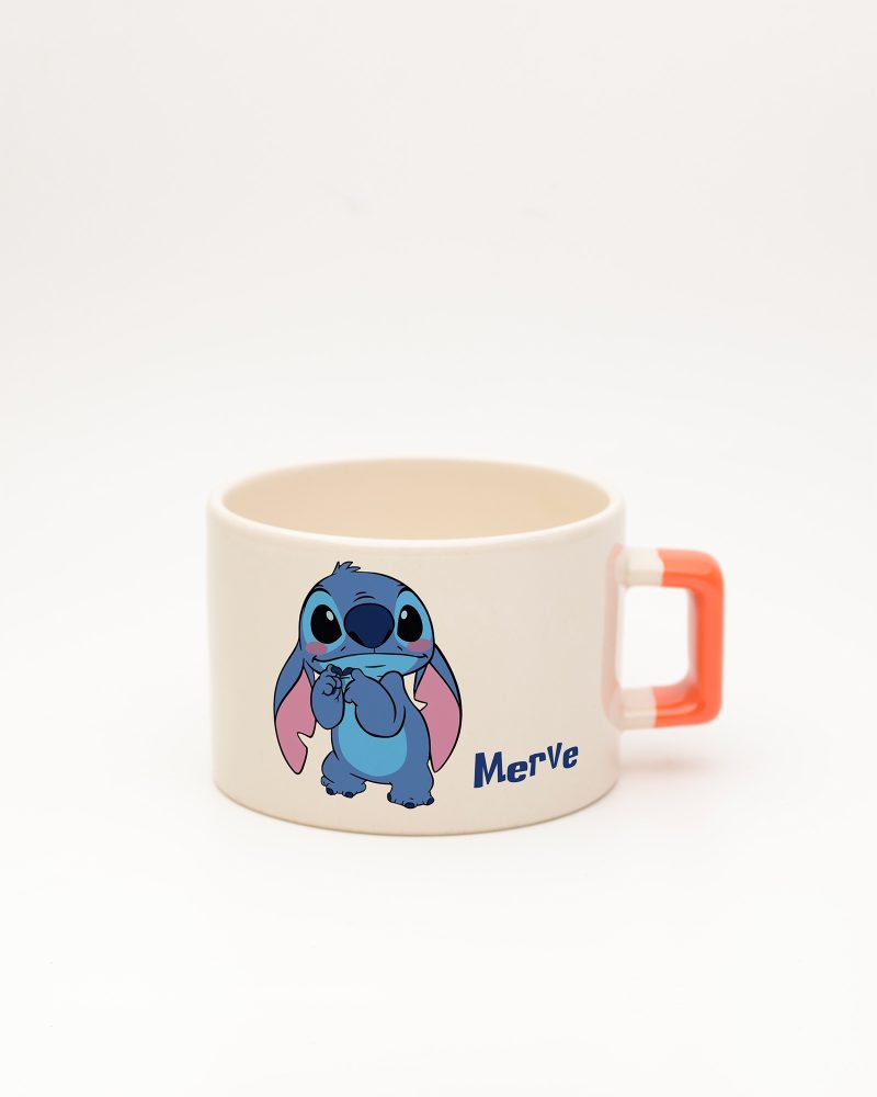 Turuncu kulplu Stitch İsimli Fincan, ön yüz