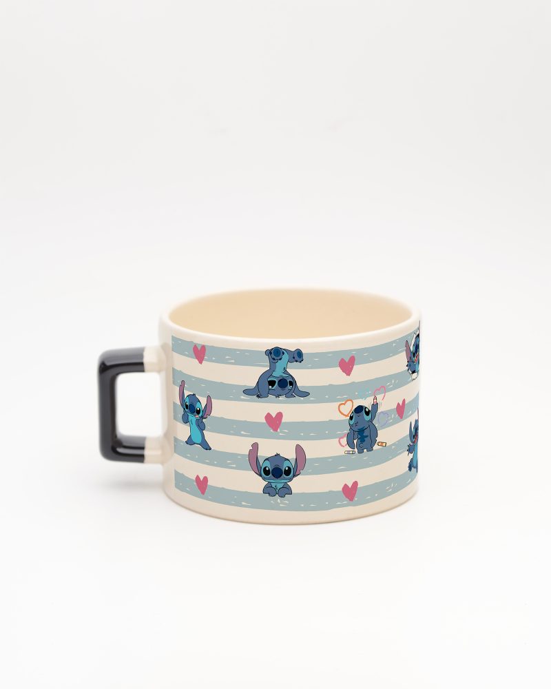 Siyah kulplu Stitch İsimli Fincan v2, arka yüz