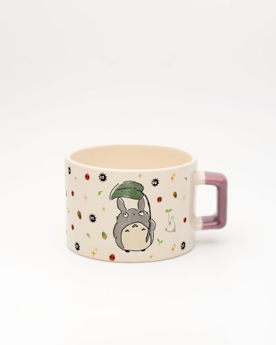 Mor kulplu Totoro Temalı İsimli Fincan, ön yüz