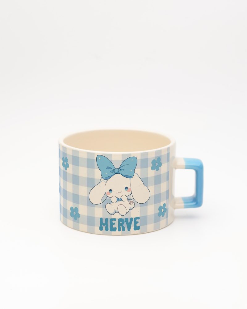 Mavi kulplu Cinnamoroll İsimli Karekulp Fincan, ön yüz