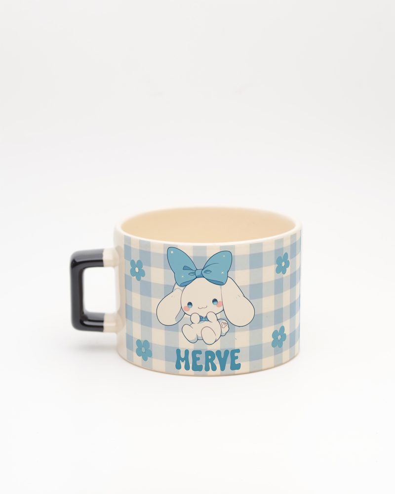 Siyah kulplu Cinnamoroll İsimli Karekulp Fincan, arka yüz