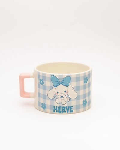 Toz Pembe kulplu Cinnamoroll İsimli Karekulp Fincan, arka yüz