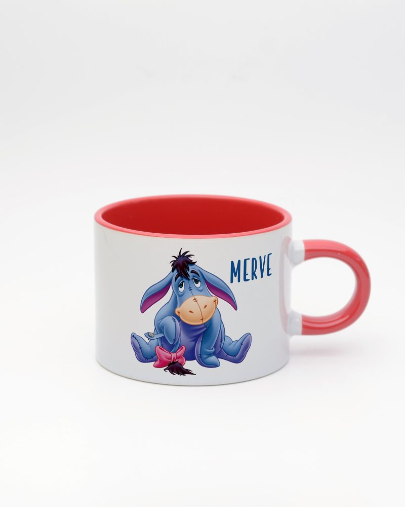 Kırmızı kulplu ve içi kırmızı Eeyore İsimli Sweet Fincan, ön yüz