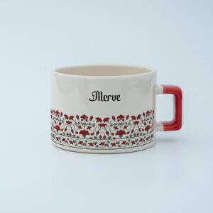 Karanfil İsimli Fincan