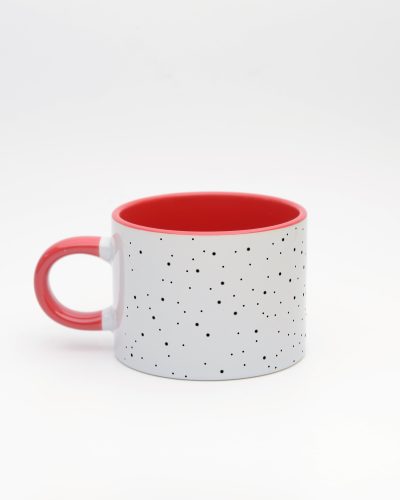 Kırmızı kulplu ve içi kırmızı Minimalist İsimli Sweet Fincan, arka yüz