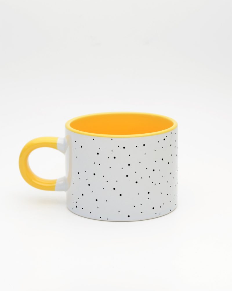 Sarı kulplu ve içi sarı Minimalist İsimli Sweet Fincan, arka yüz