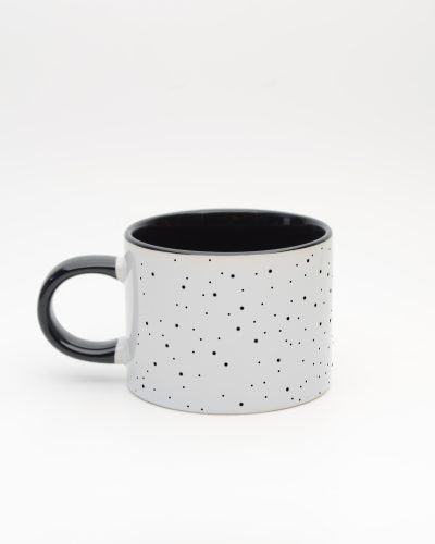 Siyah kulplu ve içi siyah Minimalist İsimli Sweet Fincan, arka yüz