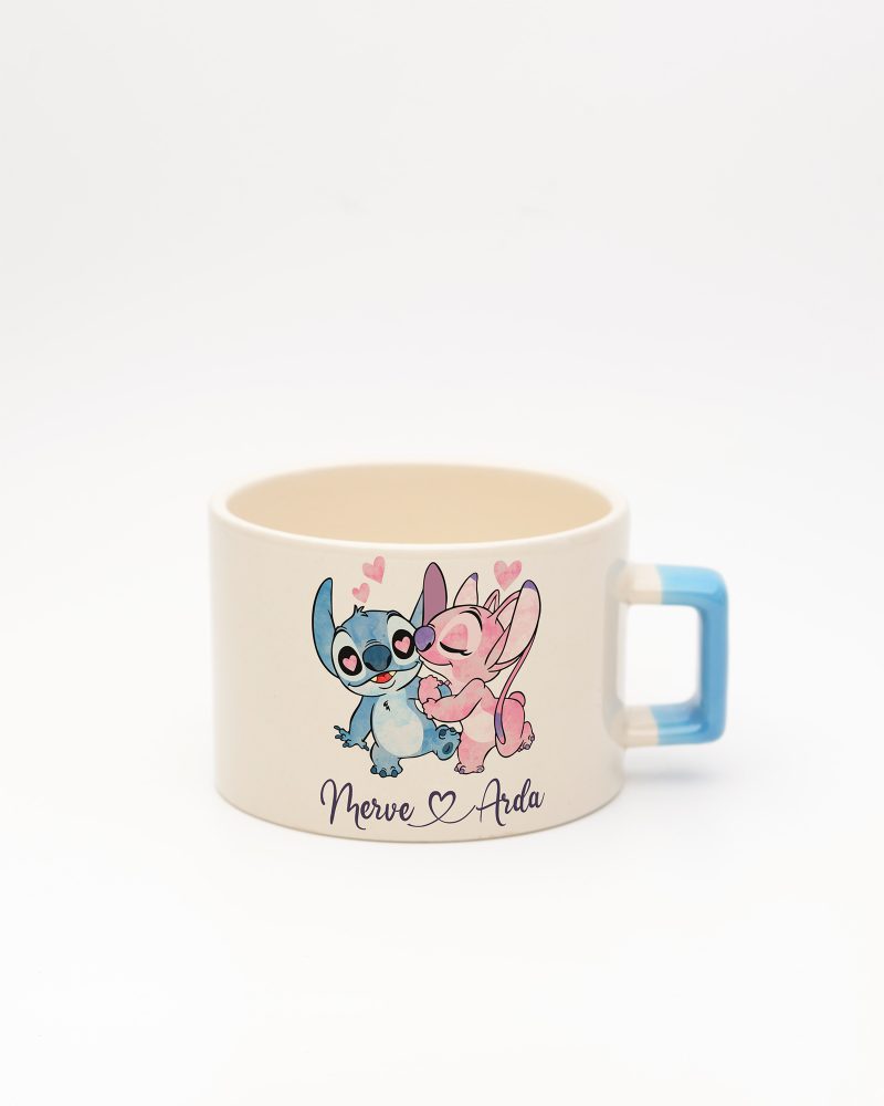 Mavi kulplu Stitch & Angel İsimli Fincan, ön yüz