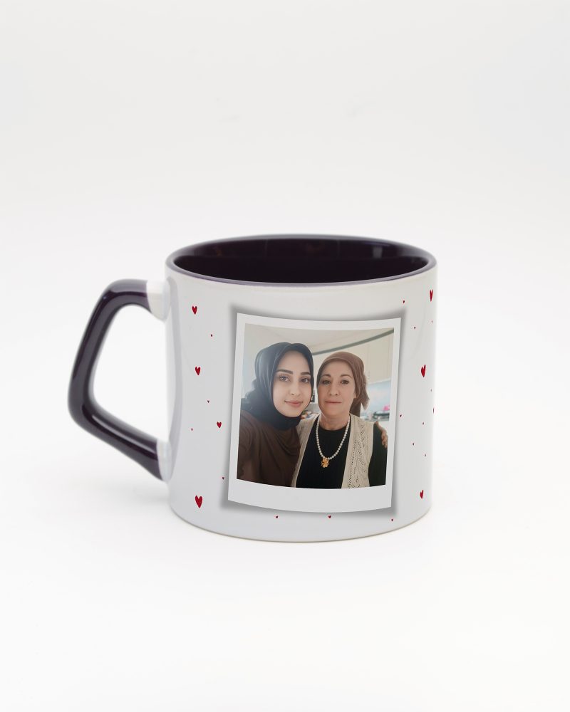 Koyu Mor kulplu ve içi koyu mor Fotoğraflı İsimli Anne Moka Kupa, arka yüz
