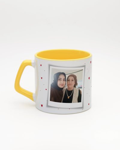 Sarı kulplu ve içi sarı Fotoğraflı İsimli Anne Moka Kupa, arka yüz