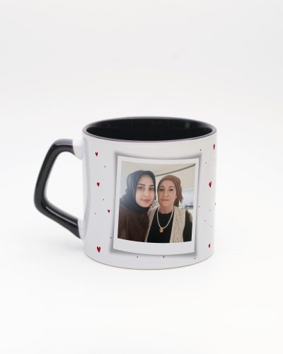 Siyah kulplu ve içi siyah Fotoğraflı İsimli Anne Moka Kupa, arka yüz